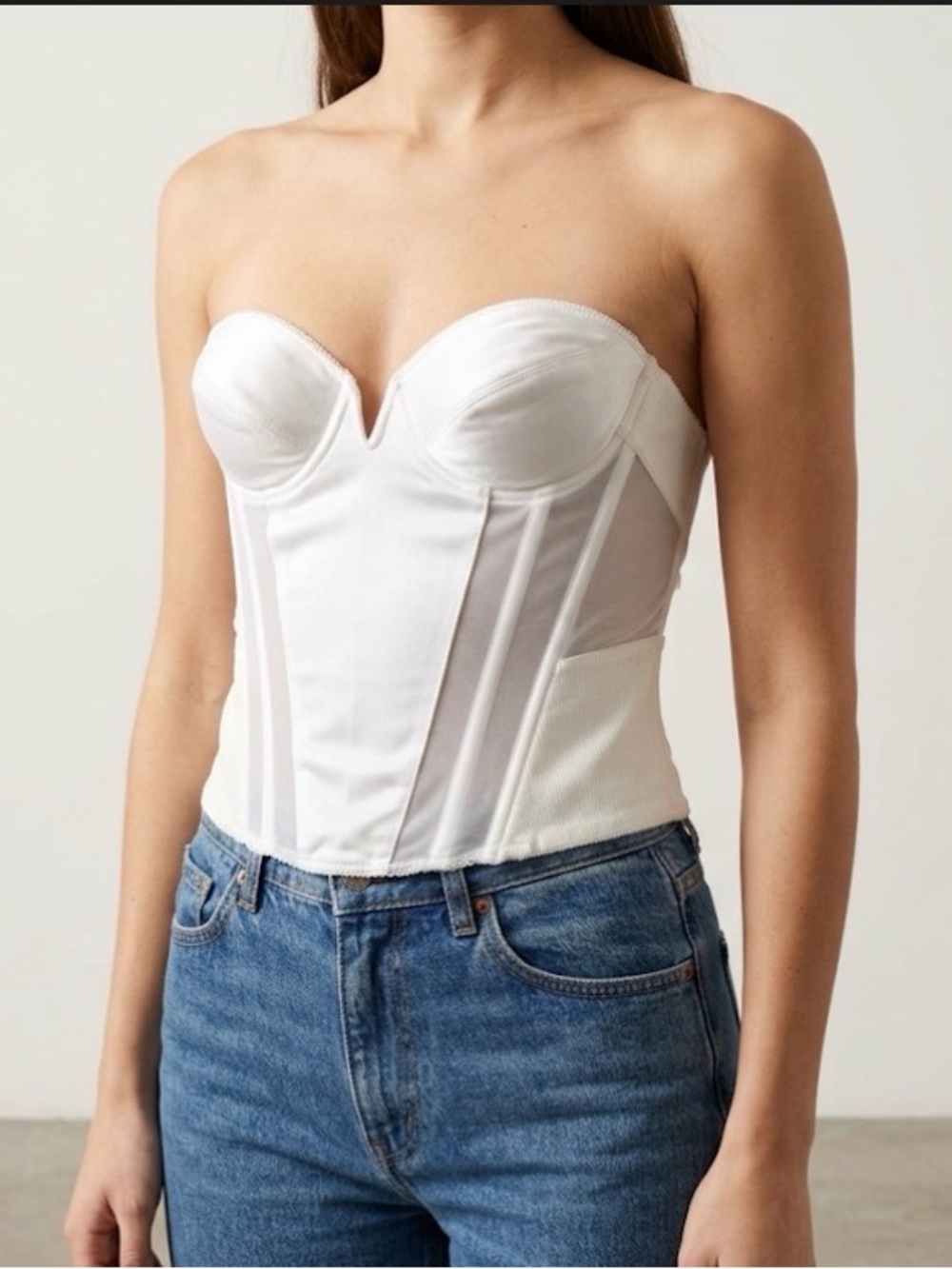 Flattering me size 38C White corset top with boning and adjustable straps